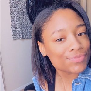 Meet your Posher, Kiki